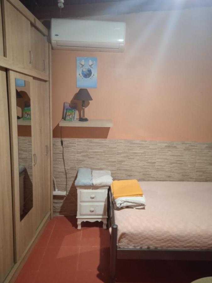 Το Μικρό Σπίτι Στη Φάρμα! Apartment Acharnes Bagian luar foto