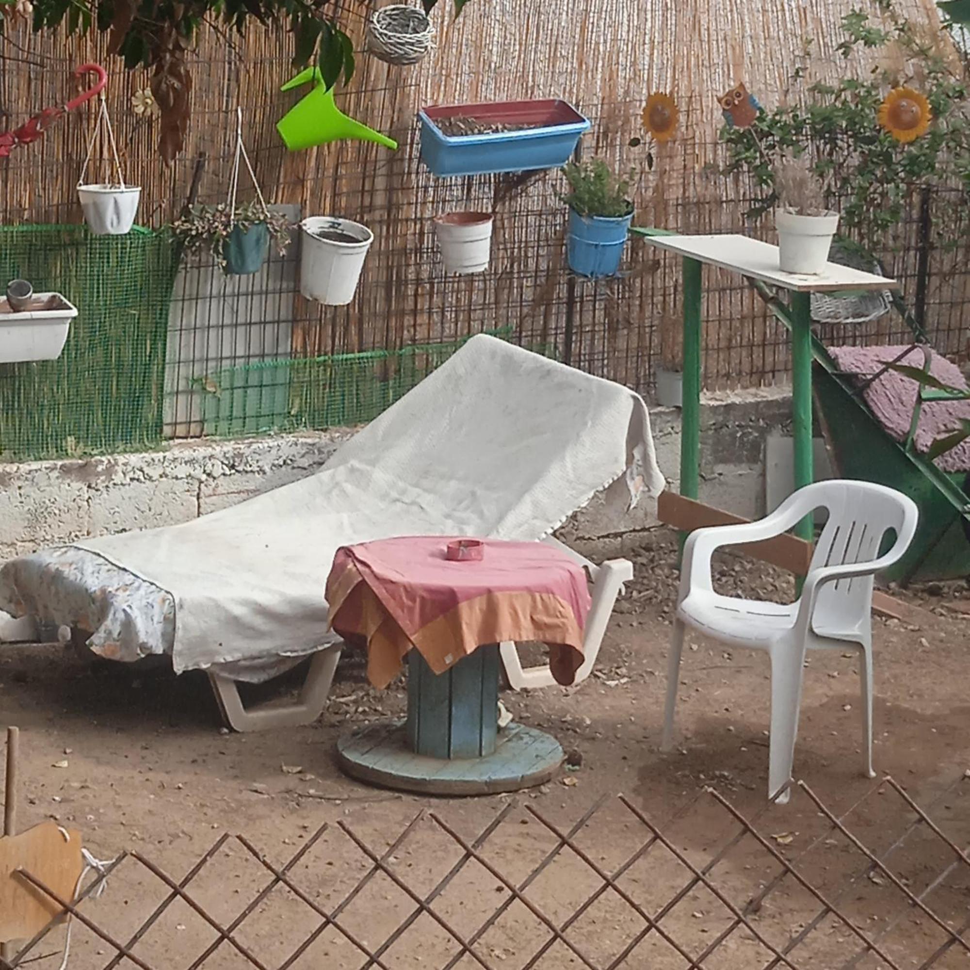 Το Μικρό Σπίτι Στη Φάρμα! Apartment Acharnes Bagian luar foto
